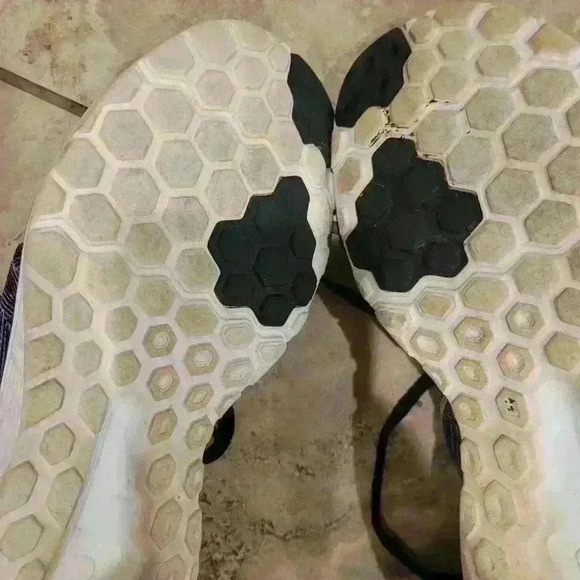 Nike women's FS lite run 3 purple running sneakers, sz 8, $18 - Picture 5 of 5